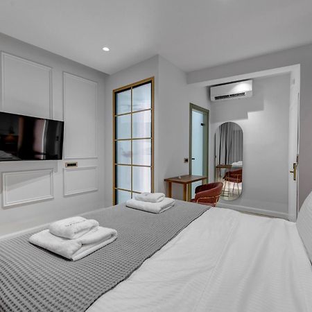 エルムポリ Eclectic Syros Bed & Breakfast エクステリア 写真