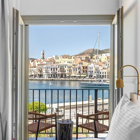 エルムポリ Eclectic Syros Bed & Breakfast エクステリア 写真