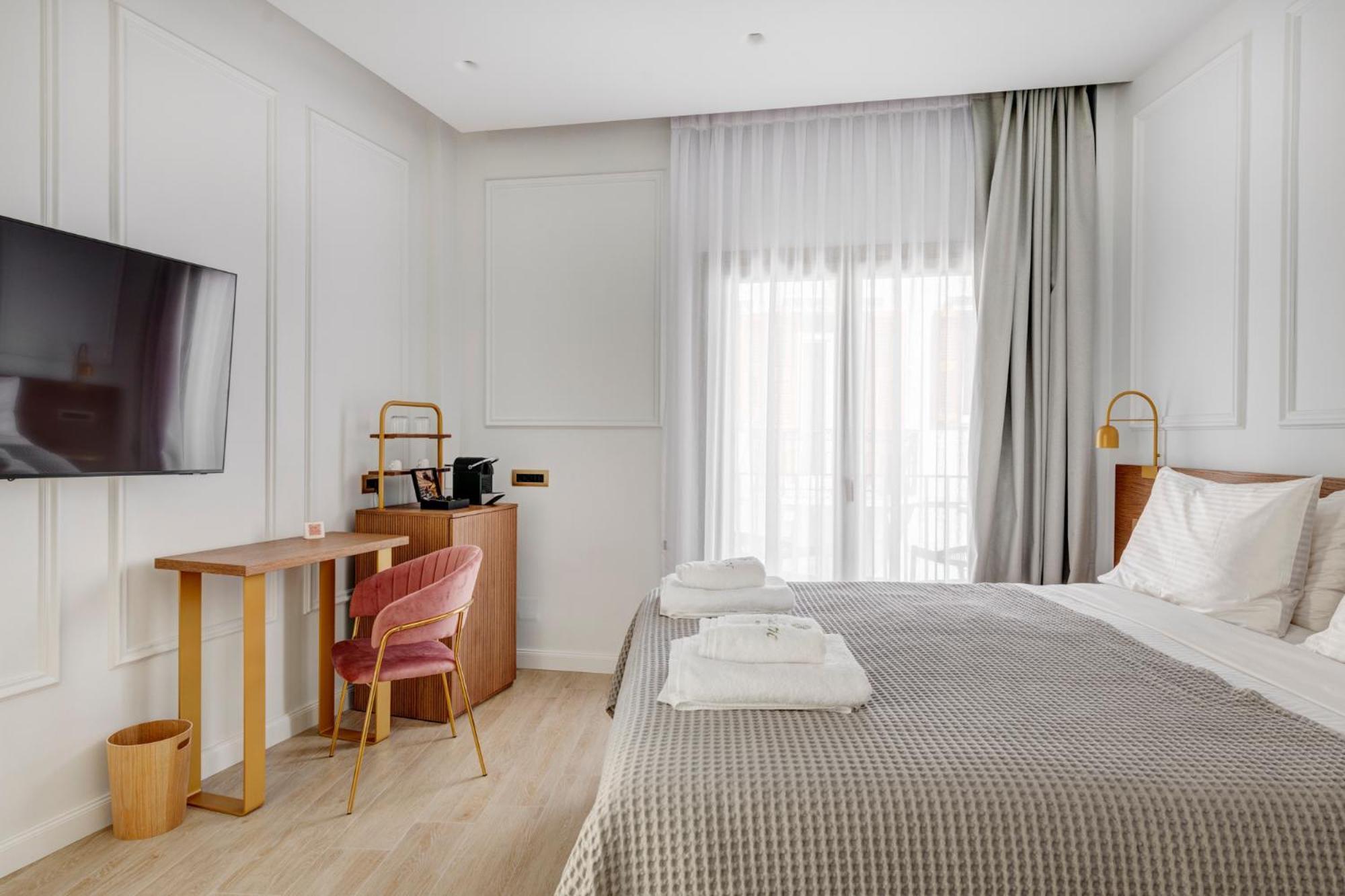 エルムポリ Eclectic Syros Bed & Breakfast エクステリア 写真