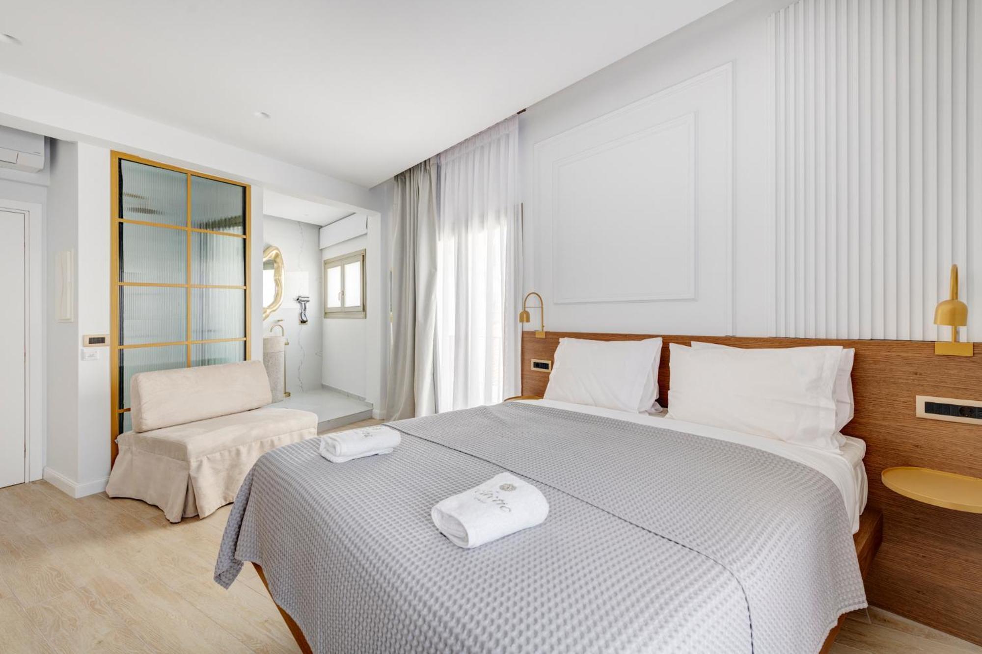 エルムポリ Eclectic Syros Bed & Breakfast エクステリア 写真