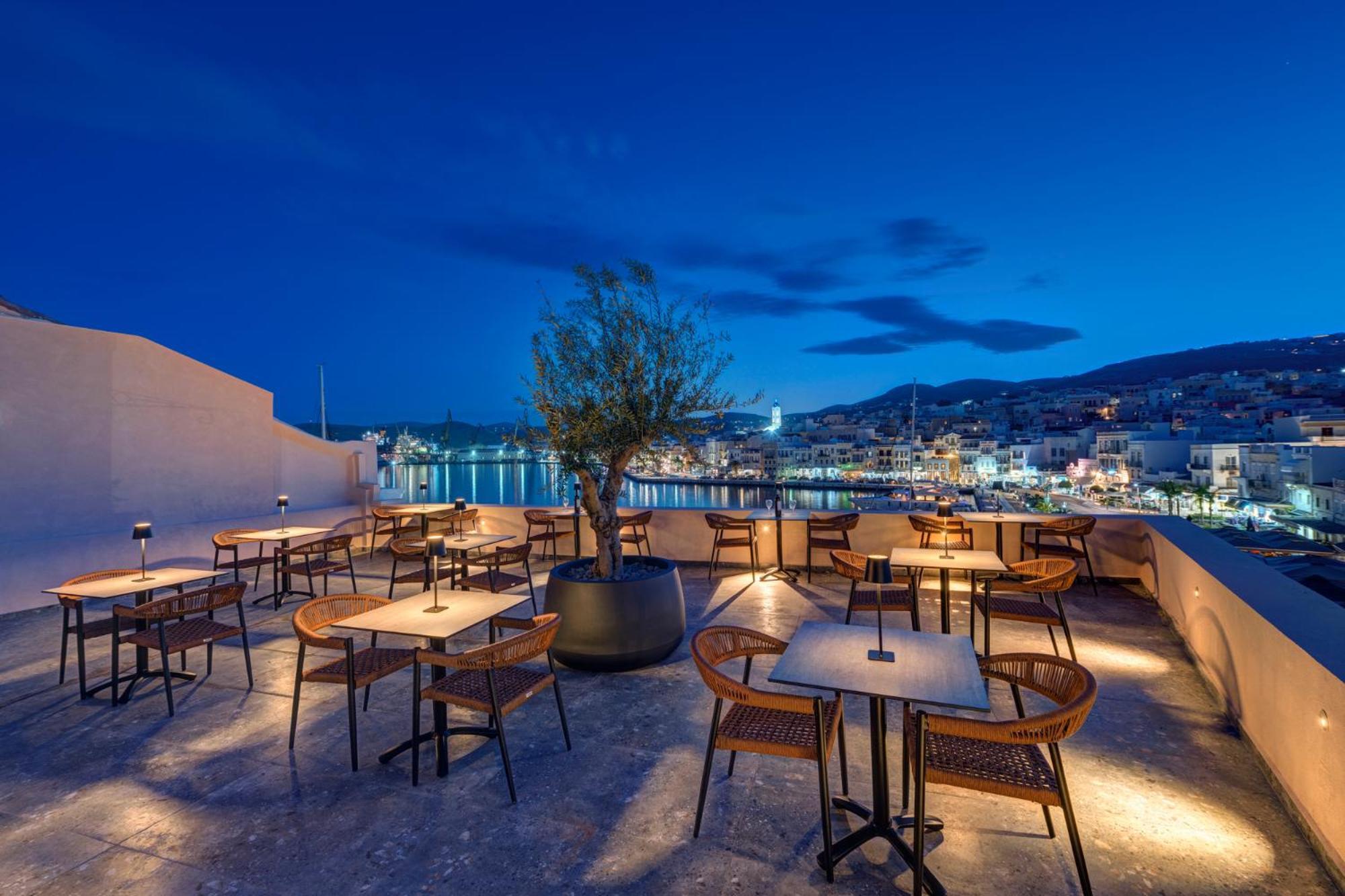 エルムポリ Eclectic Syros Bed & Breakfast エクステリア 写真